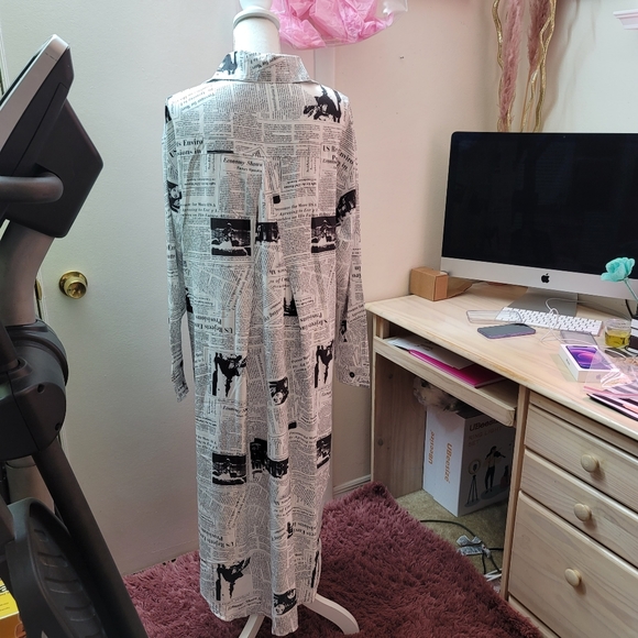 Hi-Lo Newspaper Dress - Picture 3 of 5